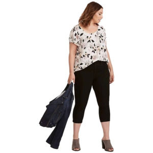 Torrid Floral Print Blouse - Black and White